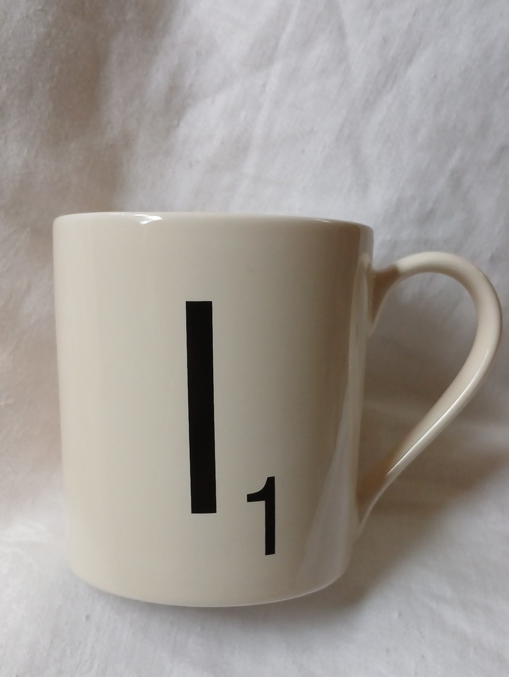 Scrabble Mug Letter I